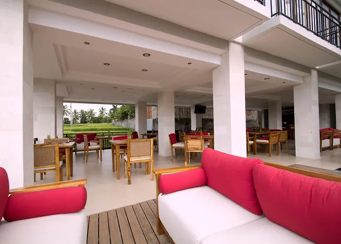Bakung And Hotel 3*