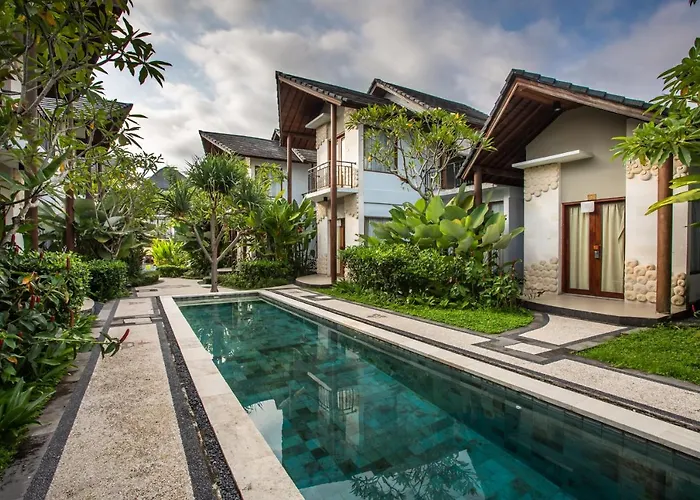 Hotel Bakung And 3*